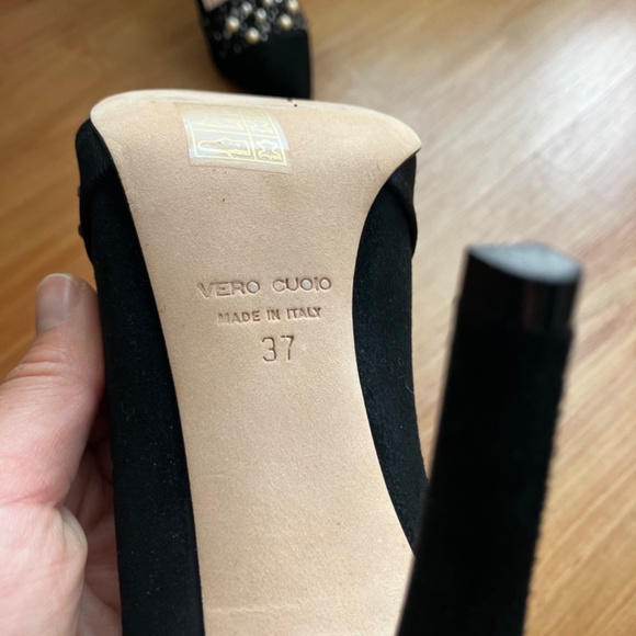 Club Monaco stiletto with pearl embellishment size 7 - Picture 3 of 3